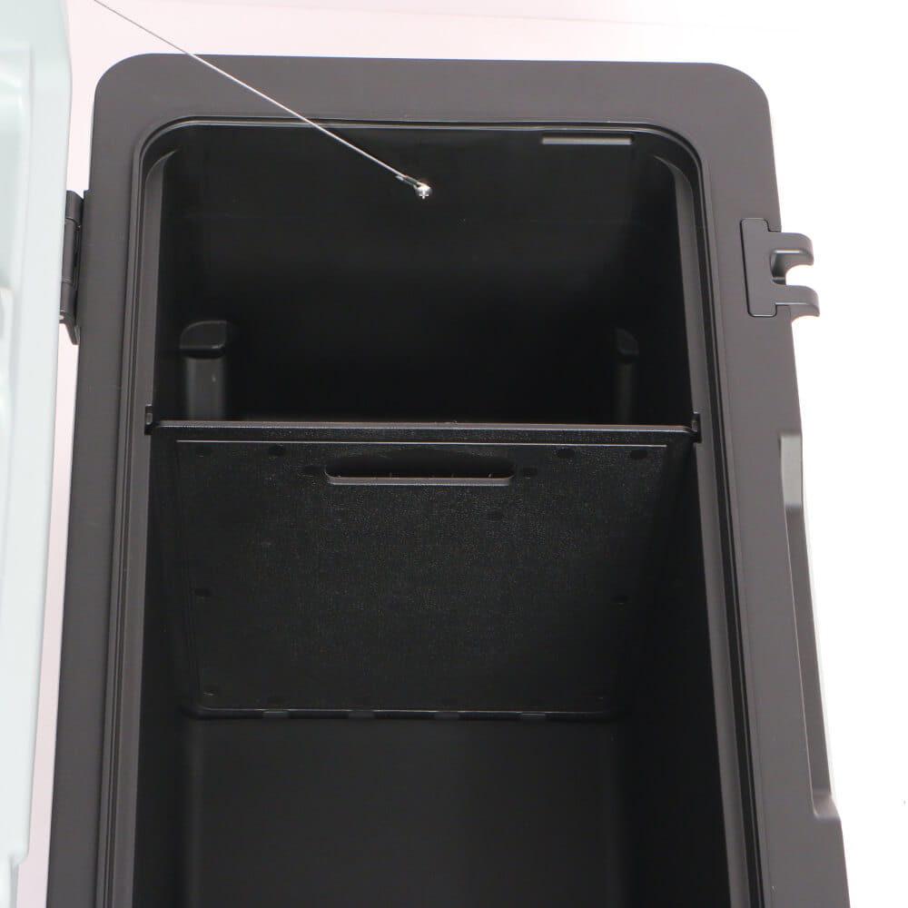 กระติกน้ำแข็งเก็บความเย็น ICEBASE รุ่น CLT-050GY (TITAN) ขนาด 50 ลิตร สีเทา_7