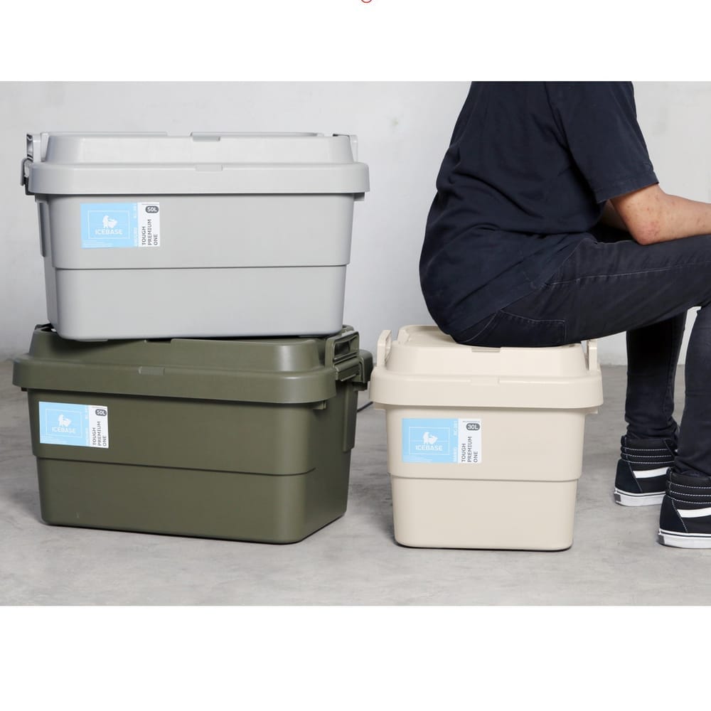 กล่องอเนกประสงค์ ICEBASE รุ่น XC-301BE ขนาด 30 ลิตร สีเบจ