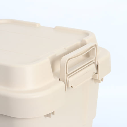 กล่องอเนกประสงค์ ICEBASE รุ่น XC-301BE ขนาด 30 ลิตร สีเบจ_6