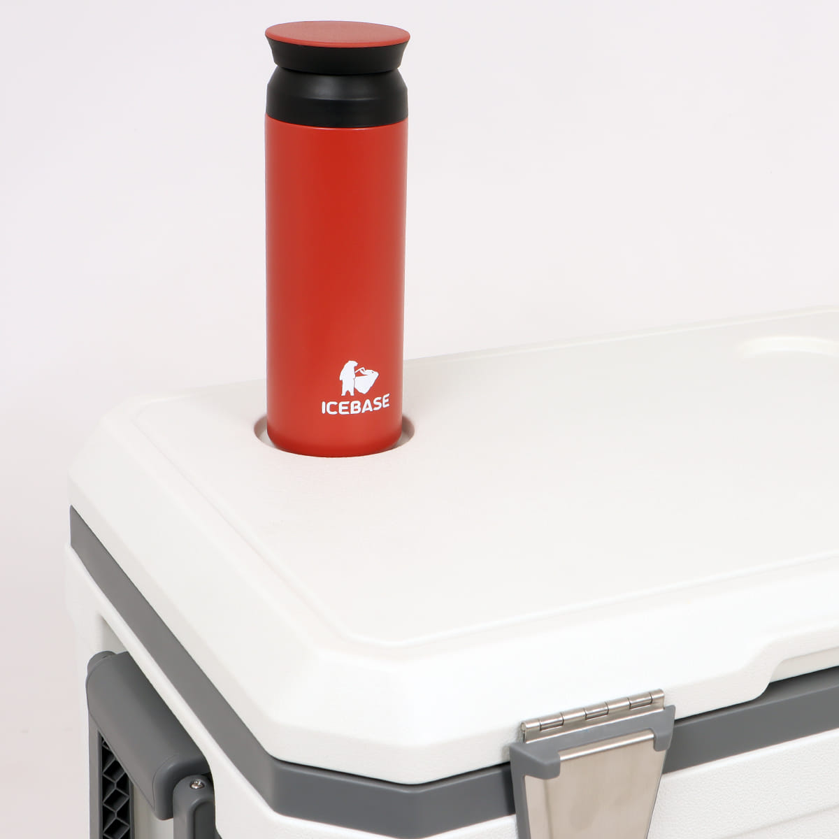 กระติกน้ำแข็งเก็บความเย็น ICEBASE รุ่น CLP-301WH (PEGASUS) ขนาด 45 ลิตร สีขาว_6