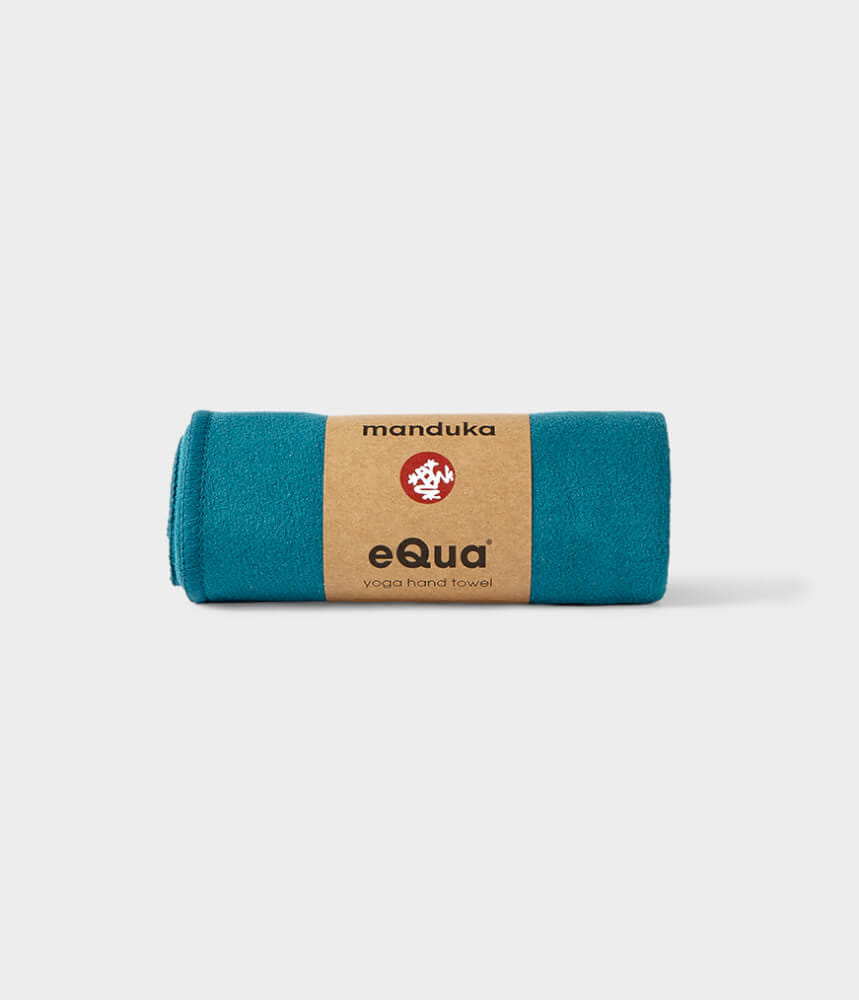 ผ้าปูทับเสื่อโยคะผืนเล็ก MANDUKA รุ่น EQUA&reg; HAND V.2.0 สีเขียวน้ำทะเล (16")