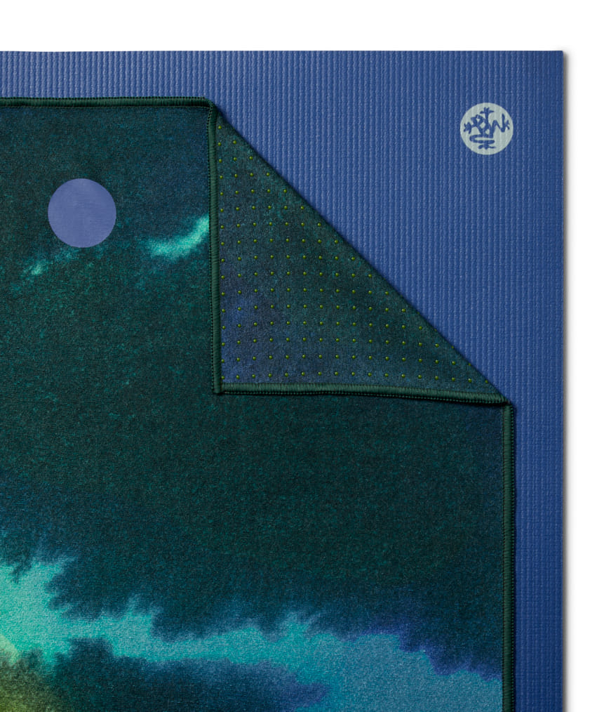 ผ้าปูบนเสื่อโยคะกันลื่น YOGITOES รุ่น YOGA TOWEL V.2.0 สีน้ำเงินลาย (71")