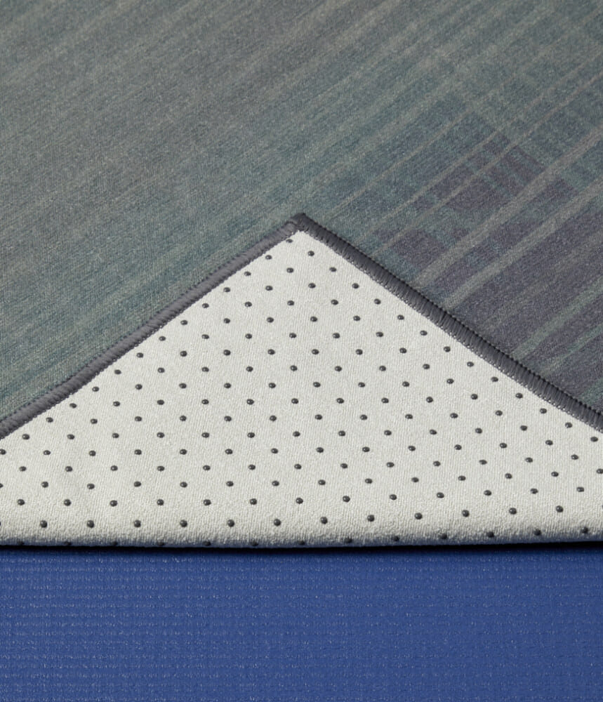 ผ้าปูบนเสื่อโยคะกันลื่น YOGITOES รุ่น YOGA TOWEL V.2.0 สีเทา (71")