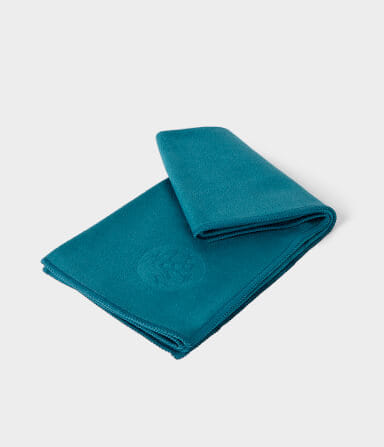 ผ้าปูทับเสื่อโยคะผืนเล็ก MANDUKA รุ่น EQUA® HAND V.2.0 สีเขียวน้ำทะเล (16