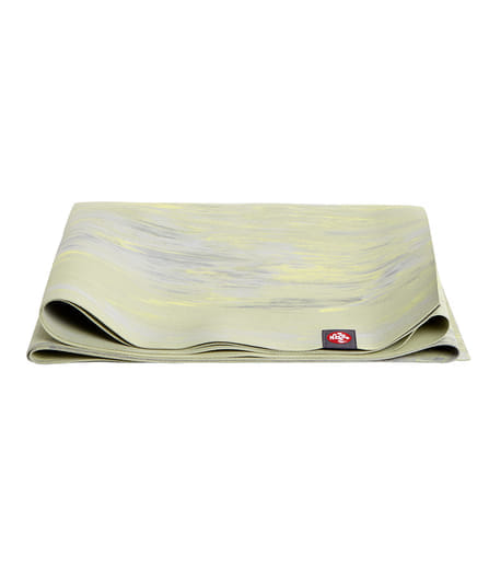 เสื่อโยคะ MANDUKA รุ่น EKO® SUPERLITE TRAVEL 1.5MM สีเขียวเทา (71