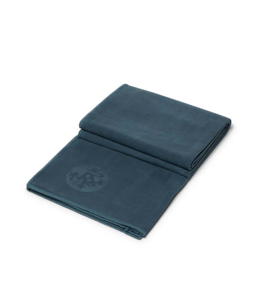 ผ้าปูทับเสื่อโยคะ Manduka รุ่น eQua&reg; สีเขียว (72")