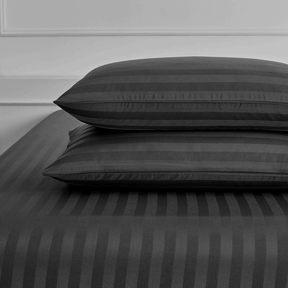 ชุดผ้าปูที่นอน 5 ฟุต 5 ชิ้น IBED ลายริ้ว CHARCOAL