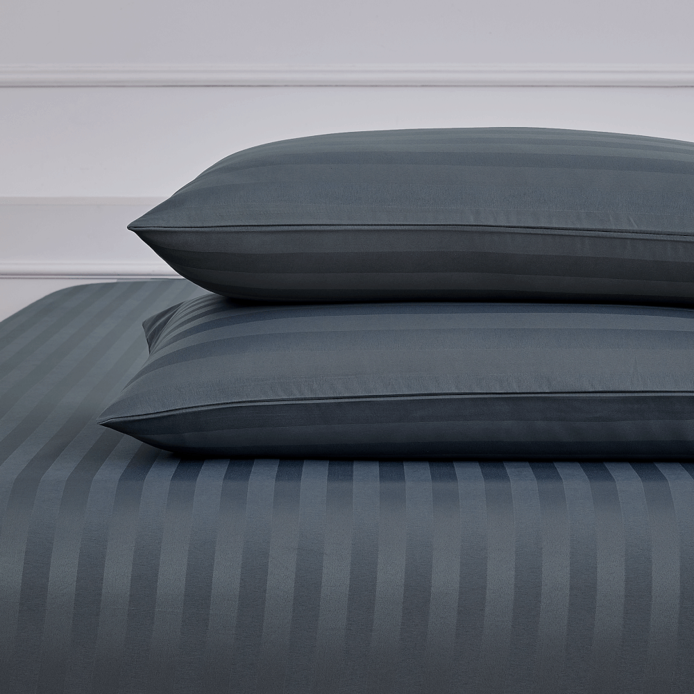 ชุดผ้าปูที่นอน 6 ฟุต 5 ชิ้น IBED ลายริ้ว IMPERIAL BLUE