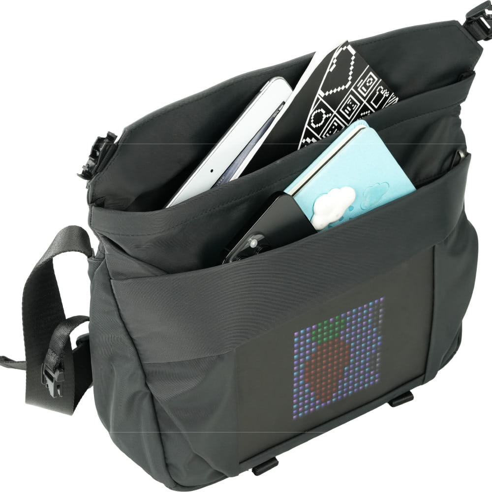 กระเป๋าสะพาย DIVOOM Pixoo Sling Bag V ดำ
