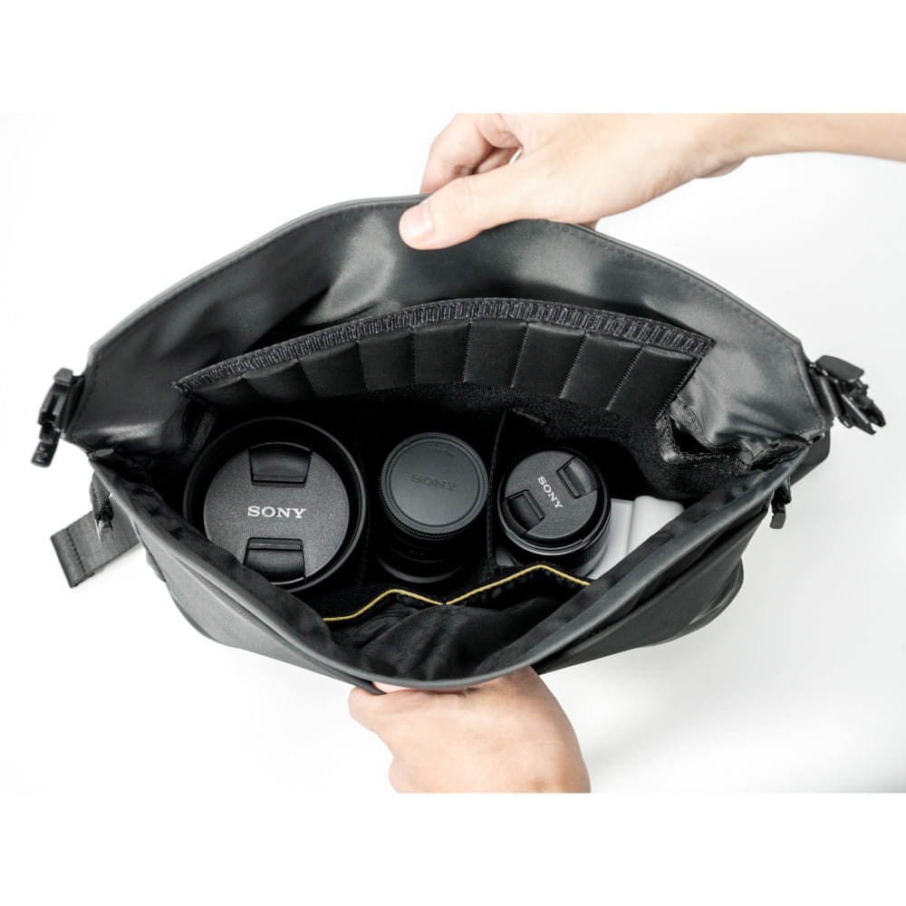กระเป๋าสะพาย DIVOOM Pixoo Sling Bag V ดำ