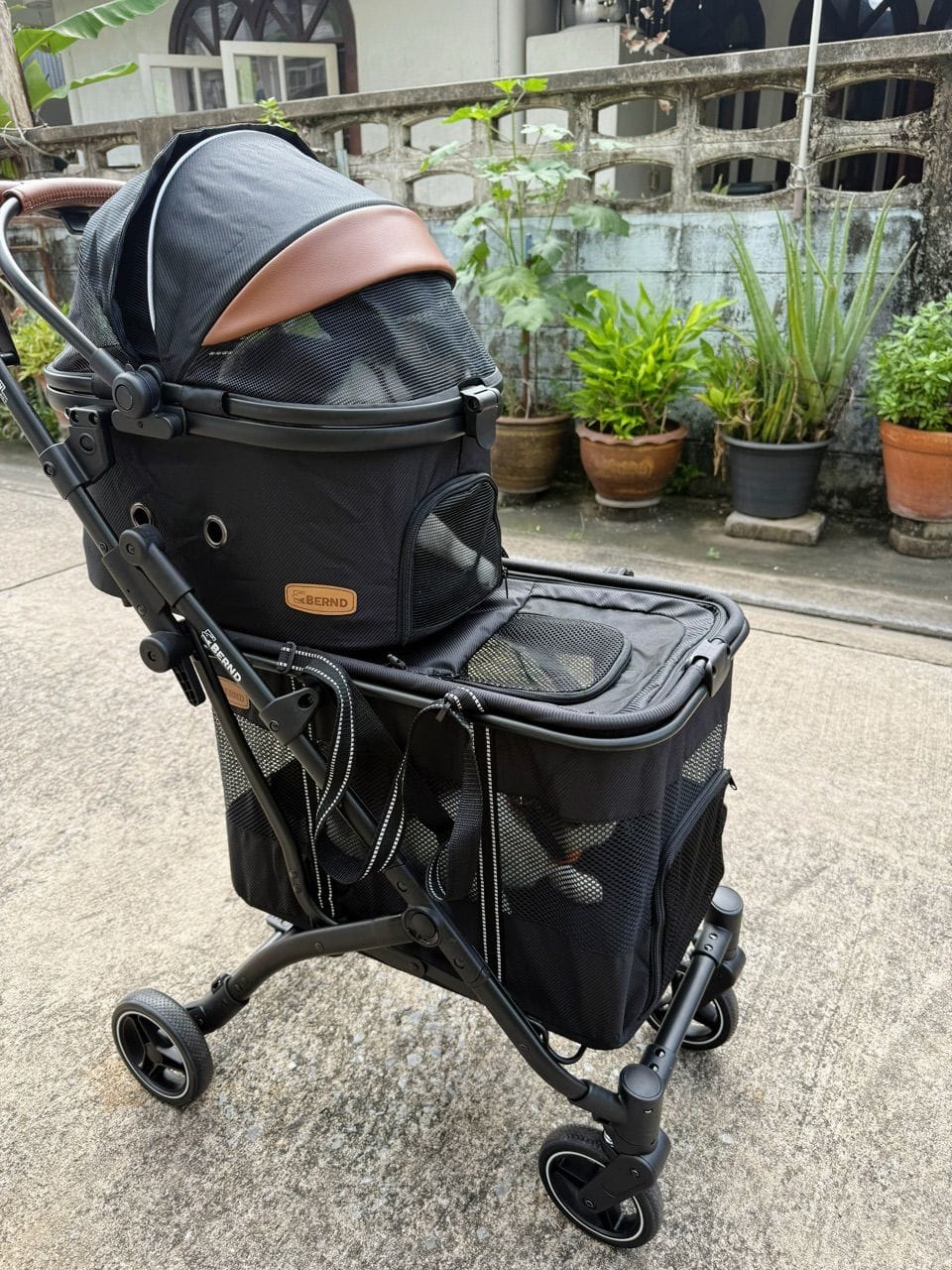 รถเข็นสัตว์เลี้ยงแบบสองชั้น BERND WANDA PET PLUS - OBSIDIAN BLACK_11