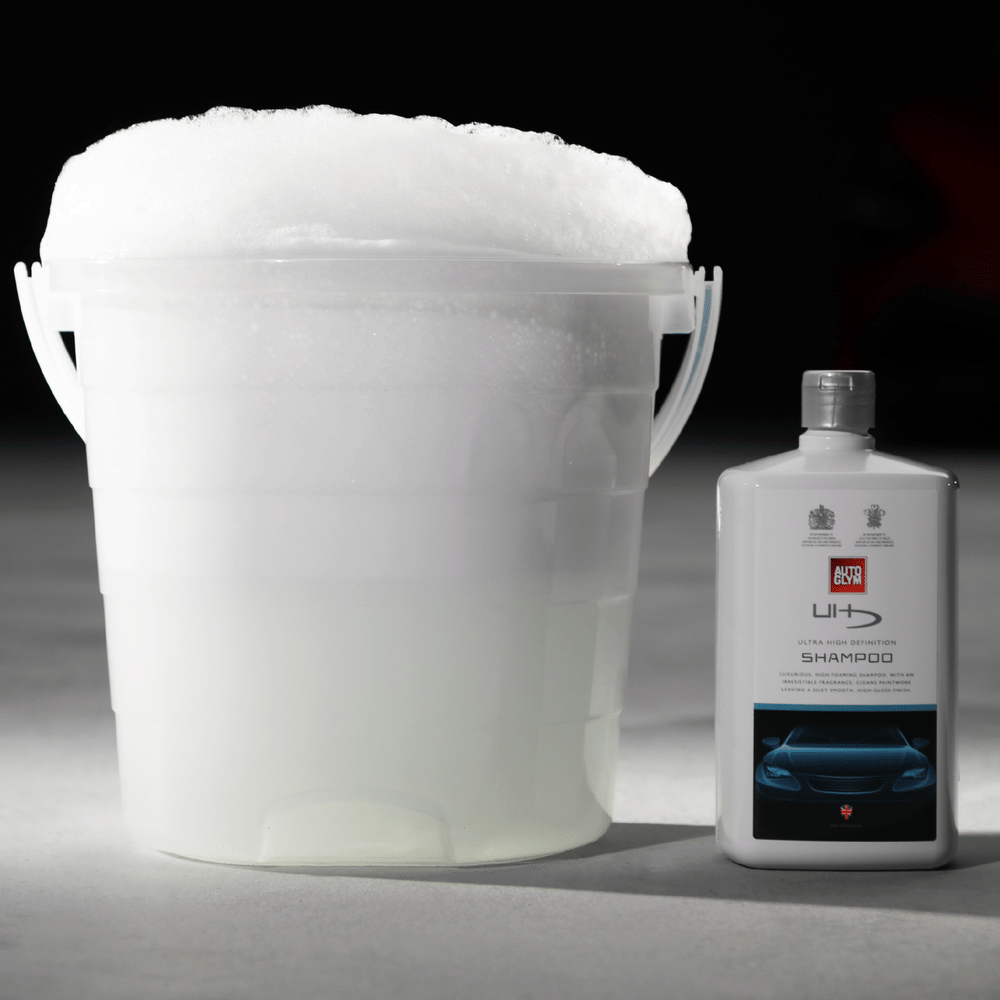 แชมพูล้างรถผสมแว็กซ์ AUTOGLYM ULTRA HIGH DEFINITION SHAMPOO 1 ลิตร