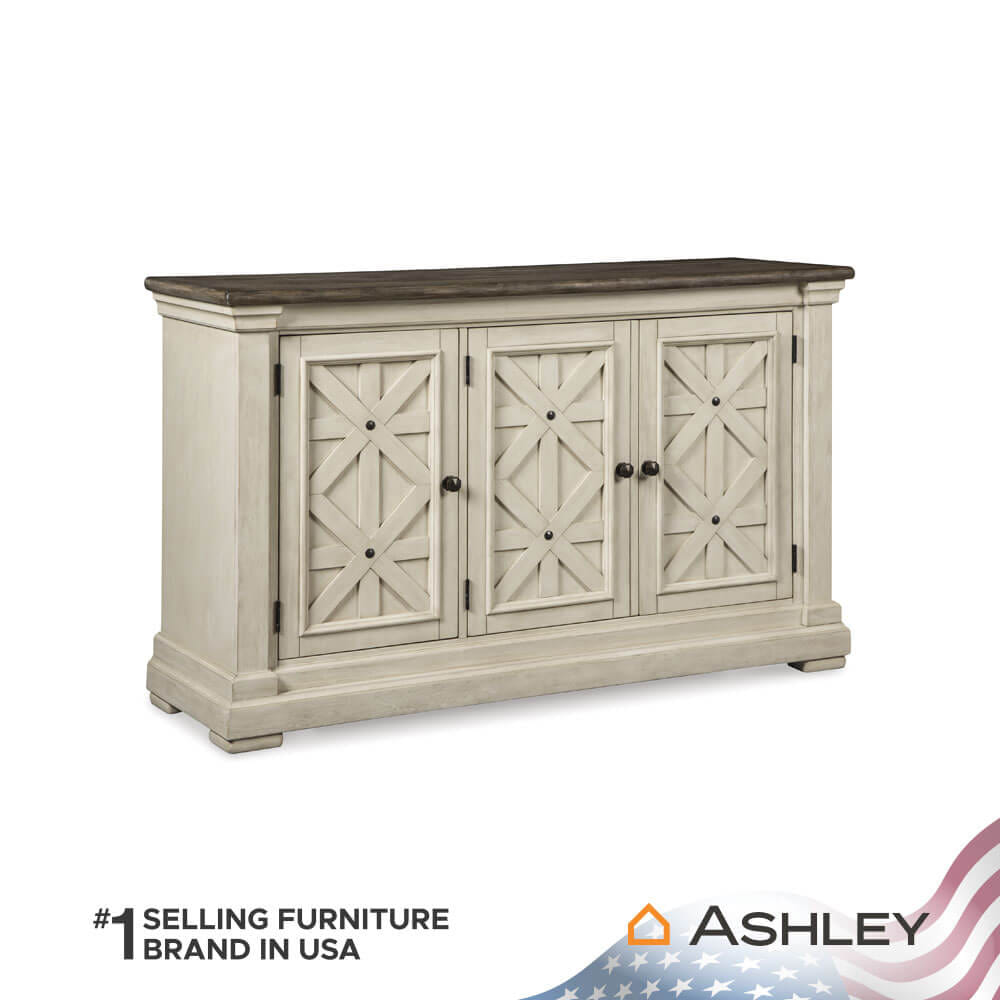 ตู้เตี้ยบานเปิด ASHLEY FURNITURE HOMESTORE รุ่น BOLANBURG/147 สีขาววินเทจ