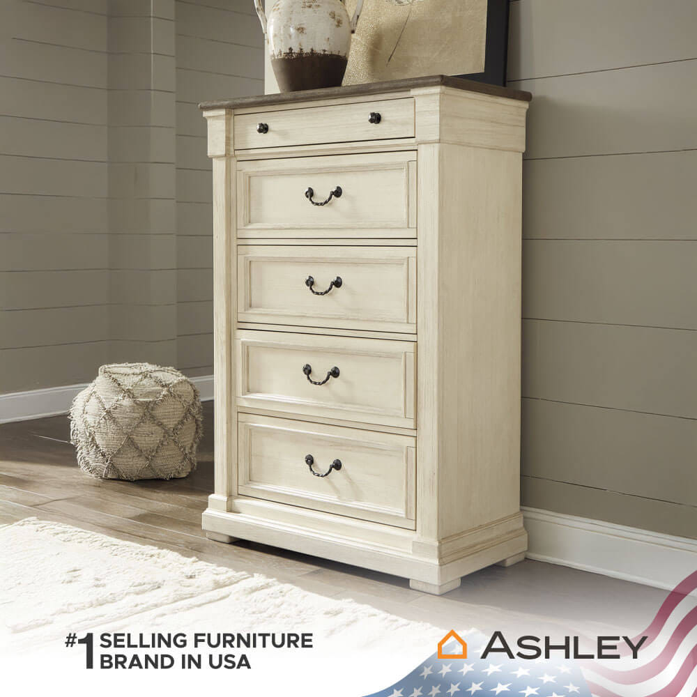 ตู้ลิ้นชัก 5 ลิ้นชัก ASHLEY FURNITURE HOMESTORE รุ่น BOLANBURG/100 สีขาววินเทจ