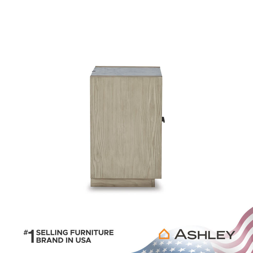 ตู้ข้างเตียง ASHLEY FURNITURE HOMESTORE รุ่น HENNINGTON สีไม้ธรรมชาติ_3