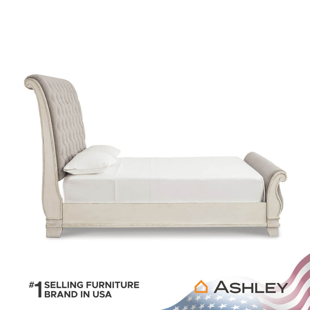 เตียงนอนขนาด 6 ฟุต (หัวเลื่อน) ASHLEY FURNITURE HOMESTORE รุ่น REALYN/180 สีขาววินเทจ_3