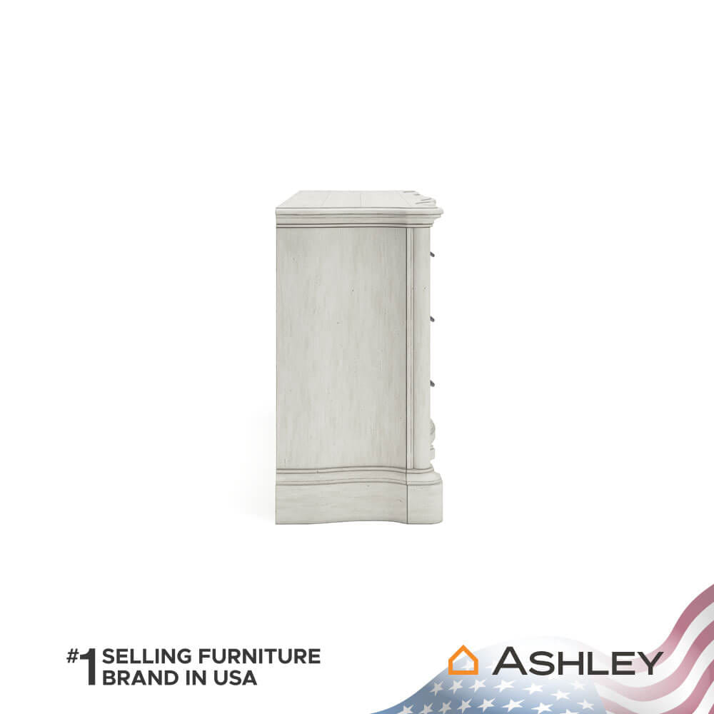 ตู้ลิ้นชัก 9 ลิ้นชัก ASHLEY FURNITURE HOMESTORE รุ่น ARLENDYNE/183 สีขาววินเทจ