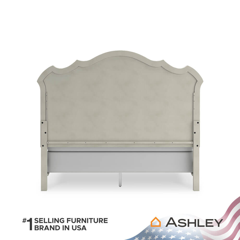 เตียงนอนขนาด 6 ฟุต ASHLEY FURNITURE HOMESTORE รุ่น ARLENDYNE/180 สีขาววินเทจ