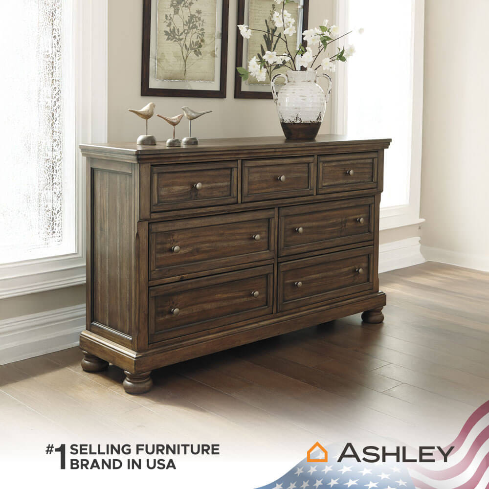 ตู้ลิ้นชัก 7 ลิ้นชัก ASHLEY FURNITURE HOMESTORE รุ่น FLYNNTER/166 สีน้ำตาล