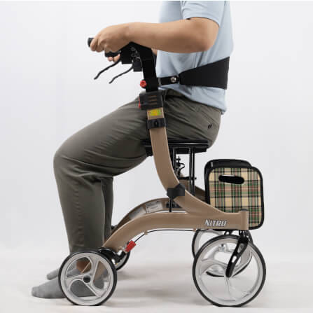 อุปกรณ์ช่วยพยุงเดิน DEVILBISS รุ่น PREMIUM ROLLATOR NITRO สีน้ำตาล_10