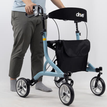 อุปกรณ์ช่วยพยุงเดิน DEVILBISS รุ่น NITRO SL ROLLATOR สีฟ้า_9