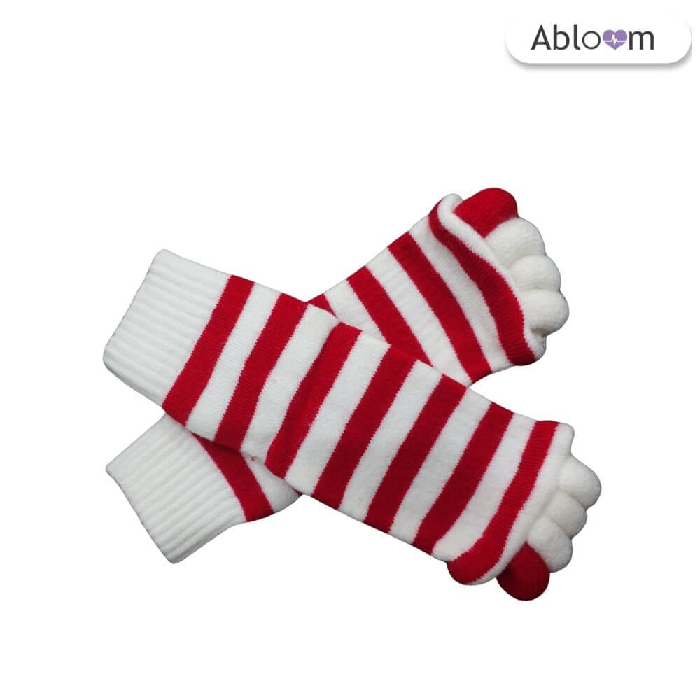 ถุงเท้าใส่นอน แบบแยกนิ้ว ABLOOM 0040122001011_สีขาว/แดง
