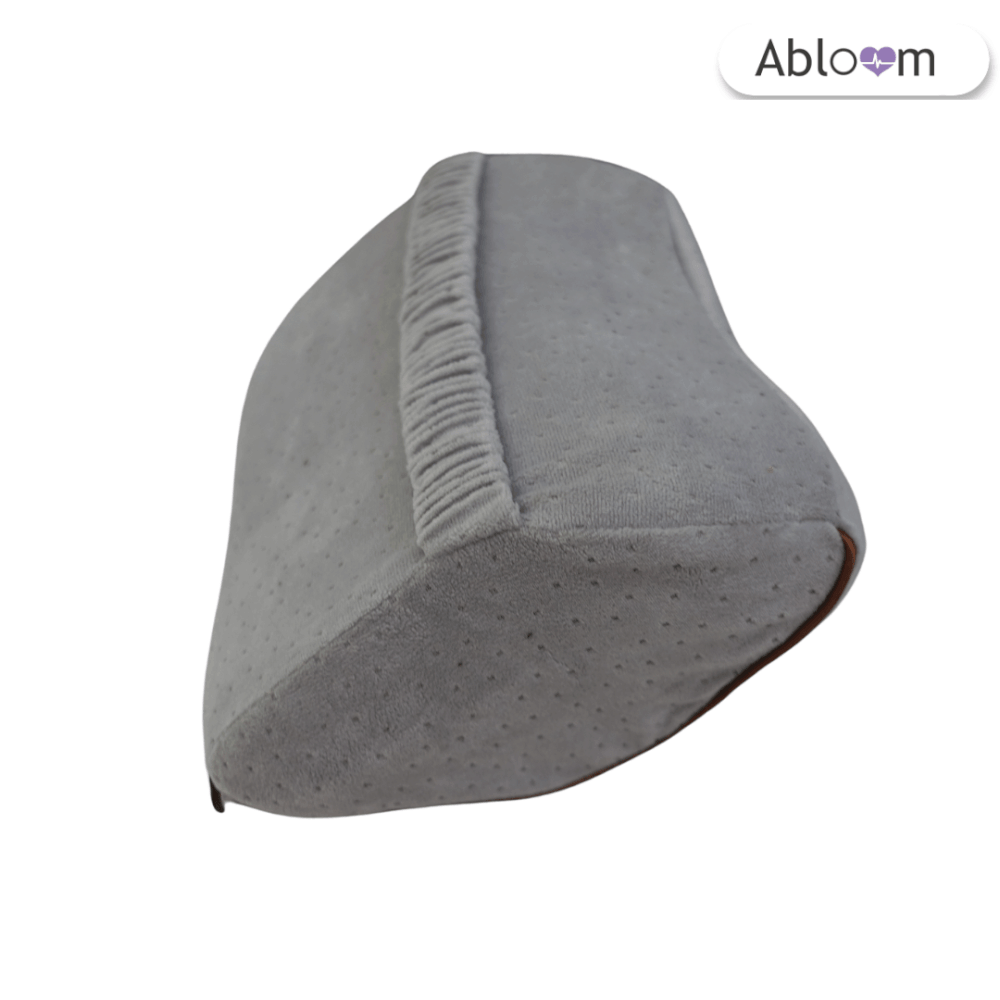 เซ็ตเบาะรองหลังและหมอนรองคอในรถ เมมโมรี่โฟม ABLOOM_สีเทา