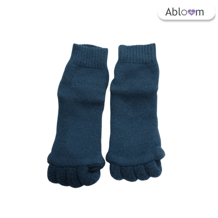 ถุงเท้าใส่นอน แบบแยกนิ้ว ABLOOM 0040013011013_สีกรม_3