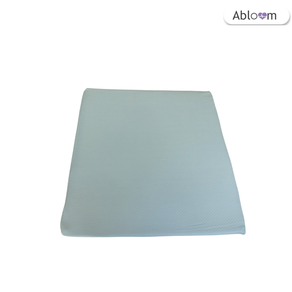 หมอนสามเหลี่ยม  รอง คอ หลัง ขา  ABLOOM 0190058003013