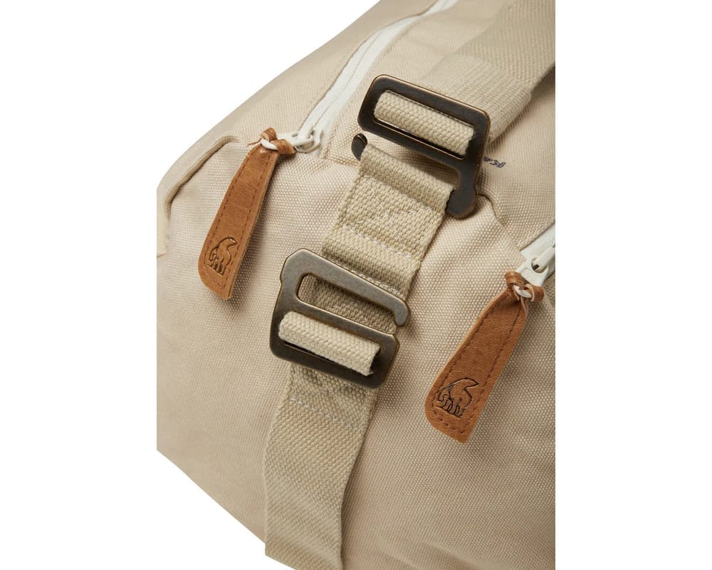 กระเป๋าสะพาย Nordisk Karlstad Duffel 27 L สีครีม
