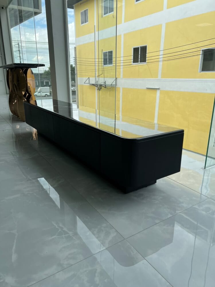 ตู้วางทีวี MJHOMEDESIGNS TB1394 สีดำ L200XW40XH40 CM