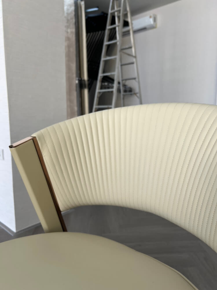 เก้าอี้ MJHOMEDESIGNS CH733 สีขาว  L41XW55XH78 CM