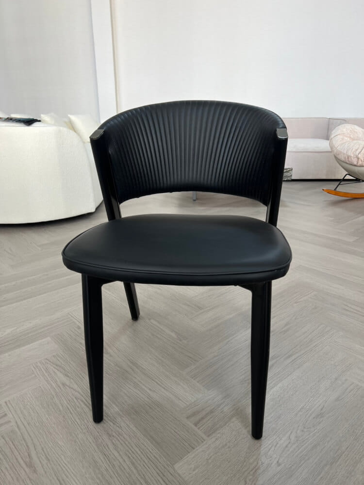 เก้าอี้ MJHOMEDESIGNS CH733 สีดำ  L41XW55XH78 CM
