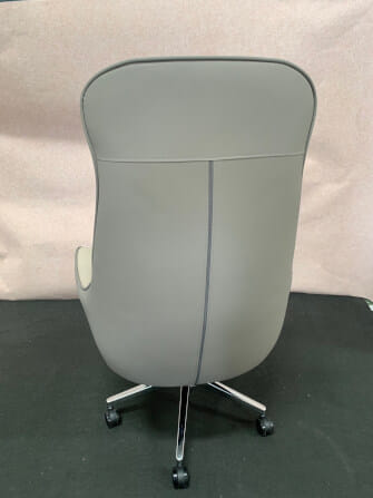 เก้าอี้ผู้บริหาร MJHOMEDESIGNS CH679 สีเทา  L56XW49XH123 CM_3