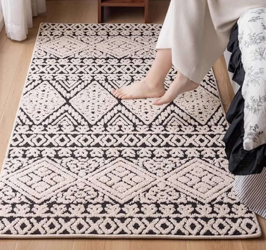 พรม MJHOMEDESIGNS BEDSIDE CARPET 62 60X160 ซม. ขาว-ดำ