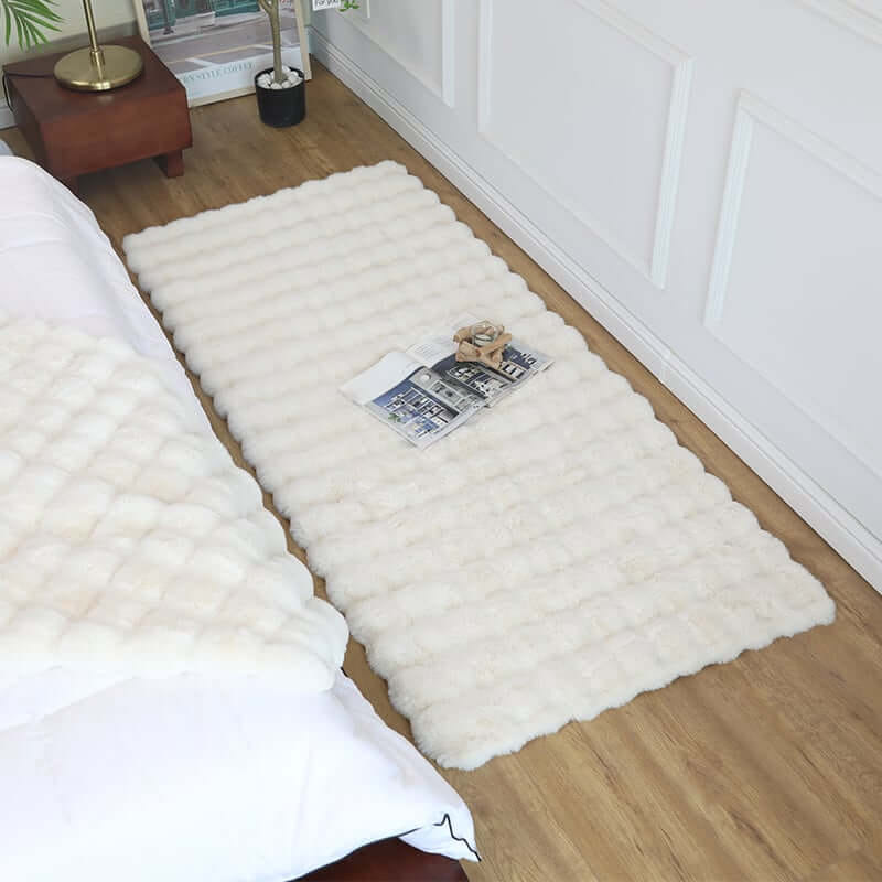 พรม MJHOMEDESIGNS BEDSIDE CARPET 59 60 X 120 ซม. ครีม