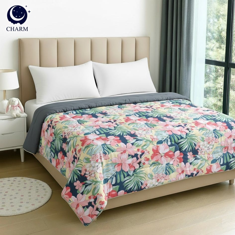 ผ้าห่มนวม 70&times;80 นิ้ว CHARM รุ่น CLASSIC ทูโทน ลาย FLORAL