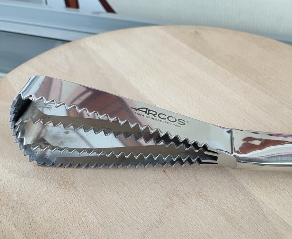 มีดขูดเกล็ดปลา Arcos 790500 ขนาด 26 ซม.