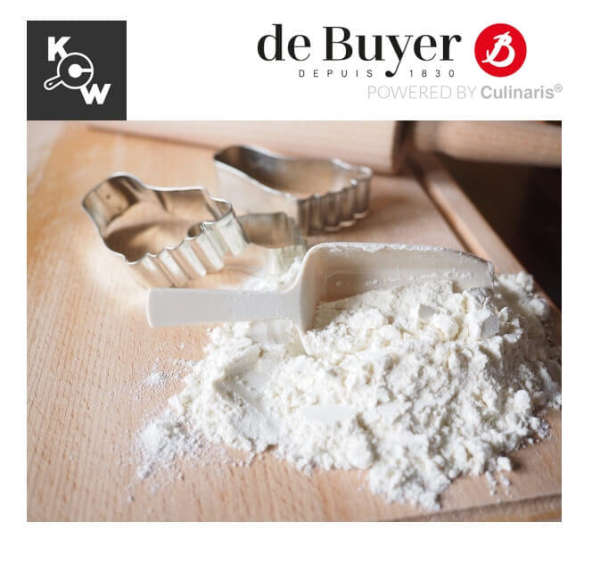 ที่ตักแป้งโพลีโพรพิลีน de buyer 4370.05N ขนาด 32 ซม.