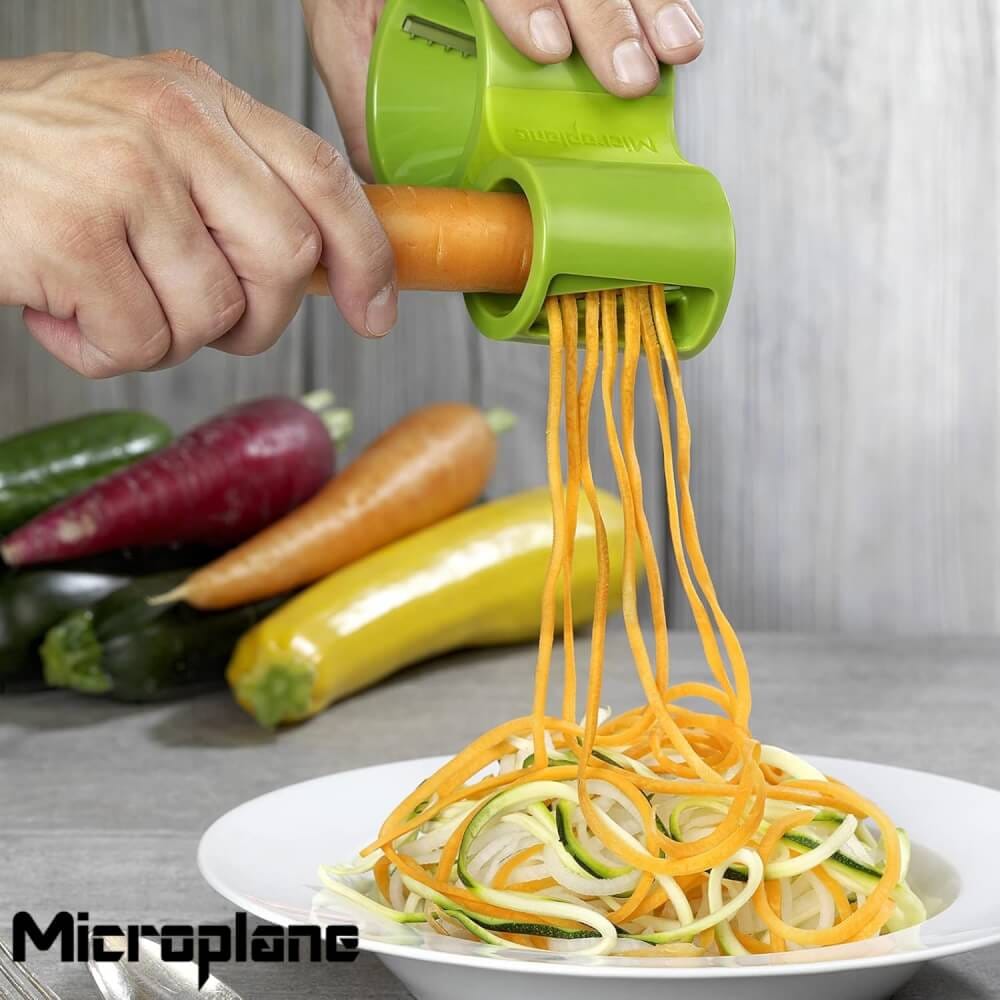 ที่ตัดผักแบบเกลียว 2 ขนาด Microplane 6755 สีเขียว