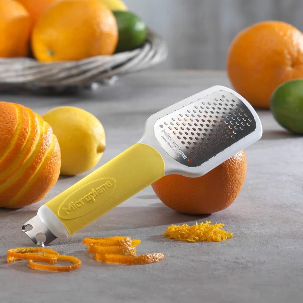 มีดปอกเปลือกและขูดผิวผลไม้ Microplane 47620-6N สีเหลือง