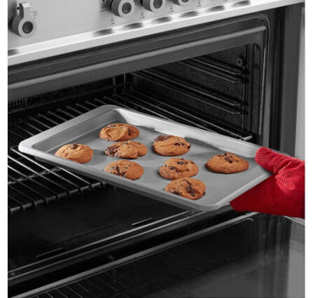 ถาดอบเจลลี่โรลแบบไม่ติดกระทะ KitchenAid KBNSO15JR ขนาด 38 ซม._5