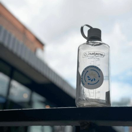 ขวดน้ำปากแคบ NALGENE รุ่น SUSTAI MONOCHROME ขนาด 32 ออนซ์ สี COTTON_2