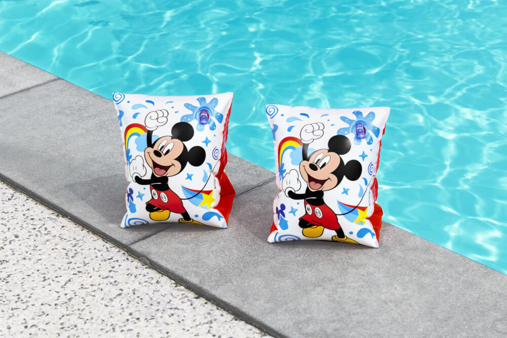 ปลอกแขนว่ายน้ำเด็ก DISNEY ขนาด 9 X 6 นิ้ว ลาย MICKEY & MINNIE