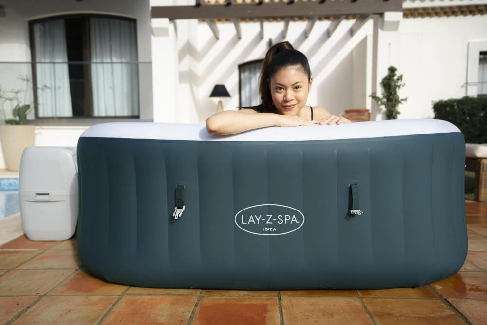 อ่างน้ำจากุซซี่ BESTWAY LAY-Z SPA Ibiza AirJet สปา ขนาด 71" x 71" x 26"