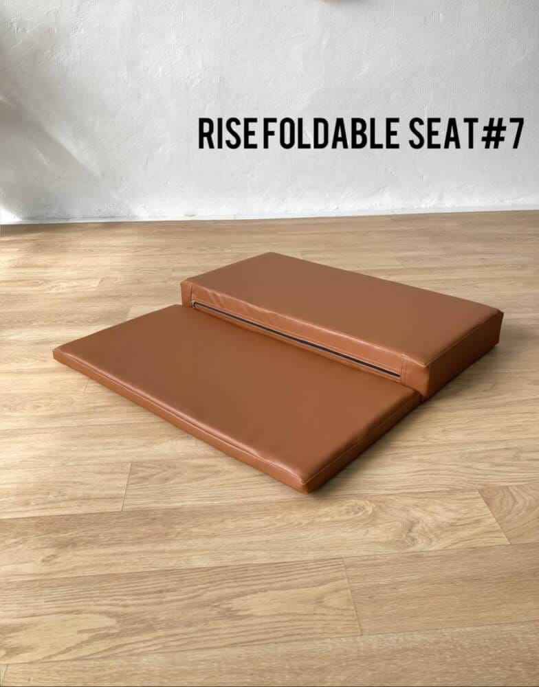 เบาะรองนั่ง พับได้ NUNTA LEATHER RISE FOLDABLE SEAT 60X60X10CM สีแทนเข้ม_2