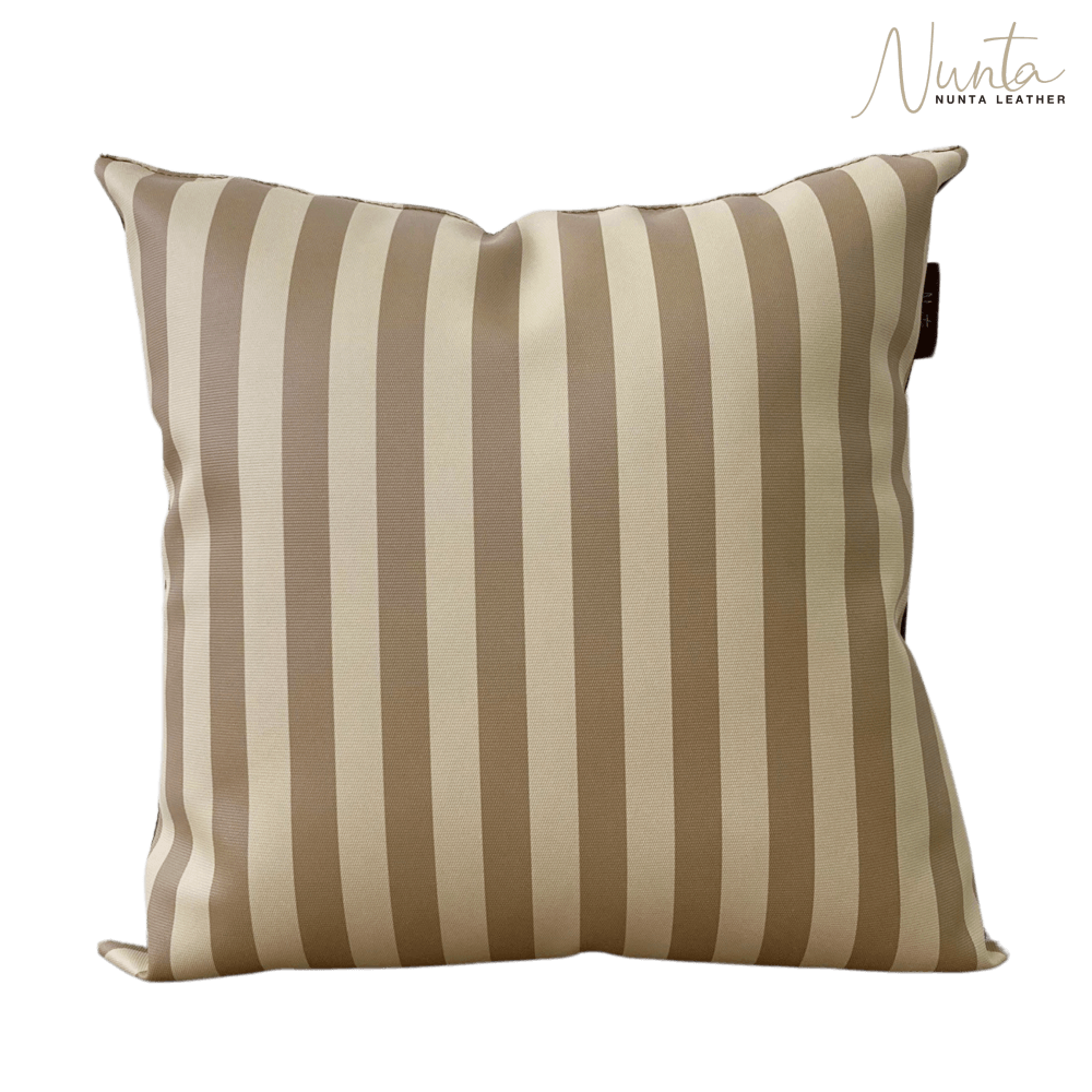 หมอนพิง Nunta Leather รุ่น Sunkissed Size: 20x20 นิ้ว สีกาแฟ-กาแฟอ่อน