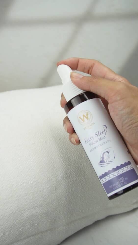 สเปรย์ฉีดหมอน วรดา ปริมาณ 100 ml.