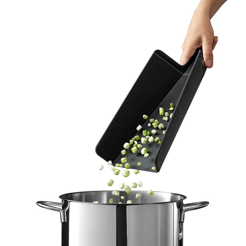เขียงพับได้ Joseph Joseph รุ่น Chop2Pot Plus ไซซ์กลาง สีดำ N60202_1