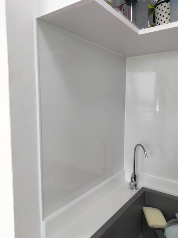 ผนังครัว WORIA FUKUVI 910 X 2420 MM. (CUBE WHITE) กันความร้อน กันรอยขีดข่วนและกันคราบน้ำมัน_10